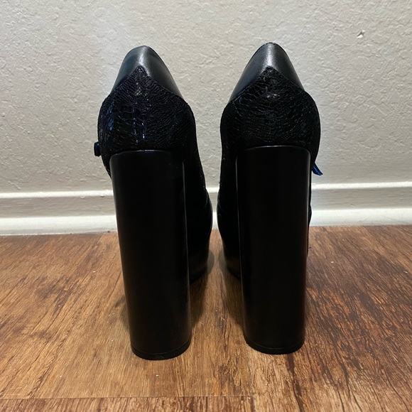 Widow 5” platform heel New without Box (discontinued) - Picture 3 of 3